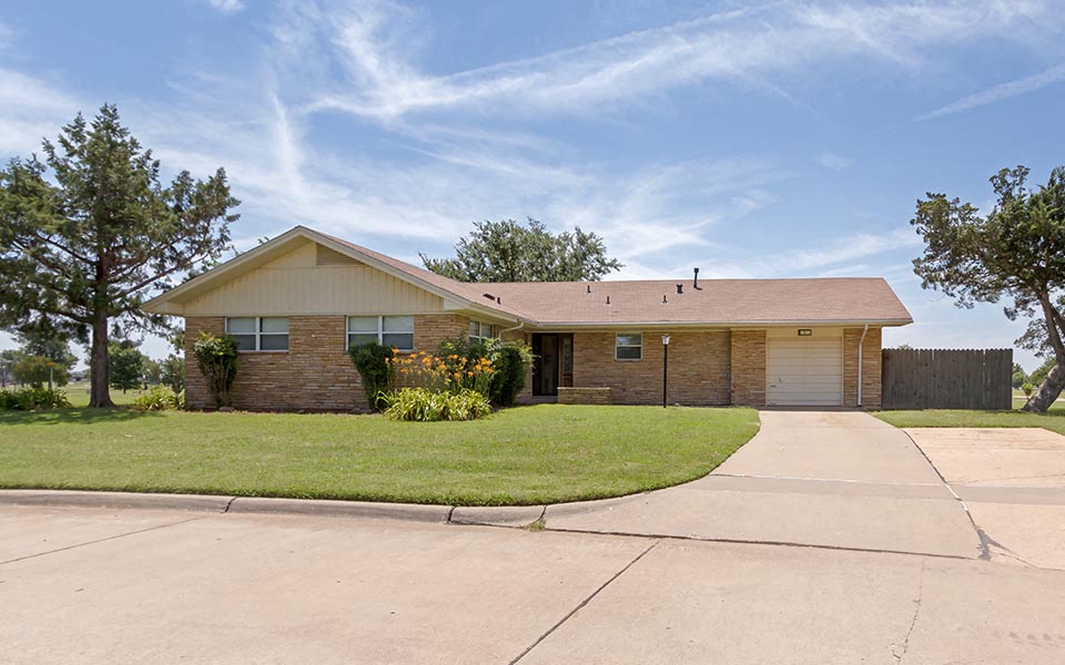 Altus AFB Homes Rental Homes in Altus, OK Photos